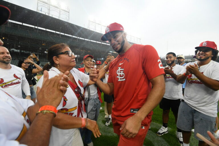 Joshua Báez of the Cardinals hits 3 homers in his first 3 at-bats in a historic major league debut